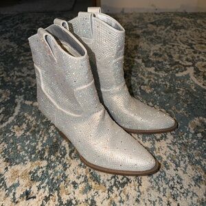 Sparkling Silver Women's Boots